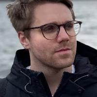 Alex Garrett-Smith profile